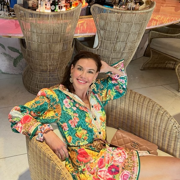 Meet your Posher, Emily - Picture 2 of 2